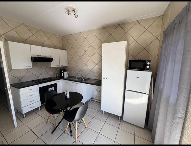 1 BEDROOM PROPERTY TO RENT IN WELTEVREDEN PARK